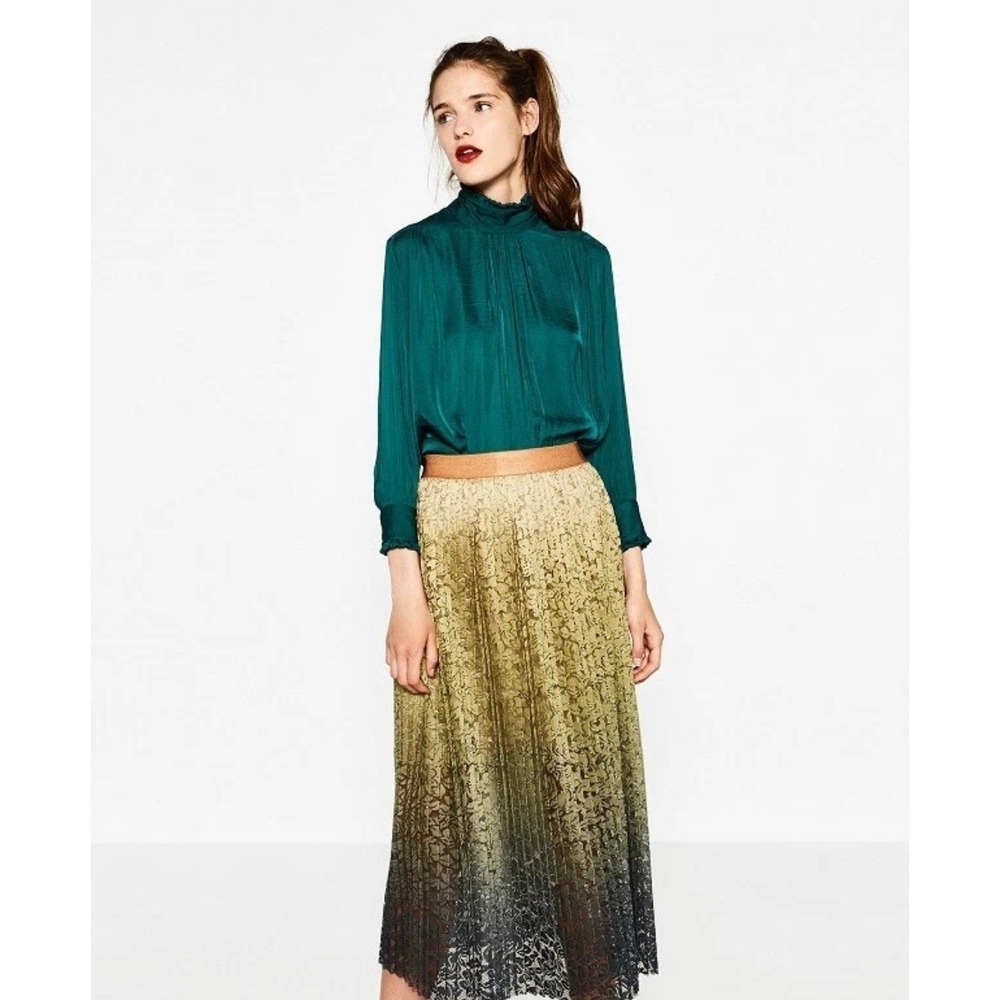 Zara Top Women's XS Forest Green Satin Blouse Ruffle Sleeve High Low Hem Office